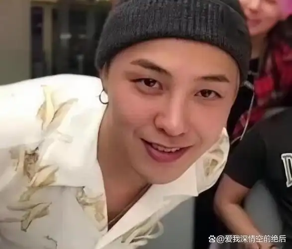 为solo回归健身gd权志龙sns晒近照身材健硕引关注