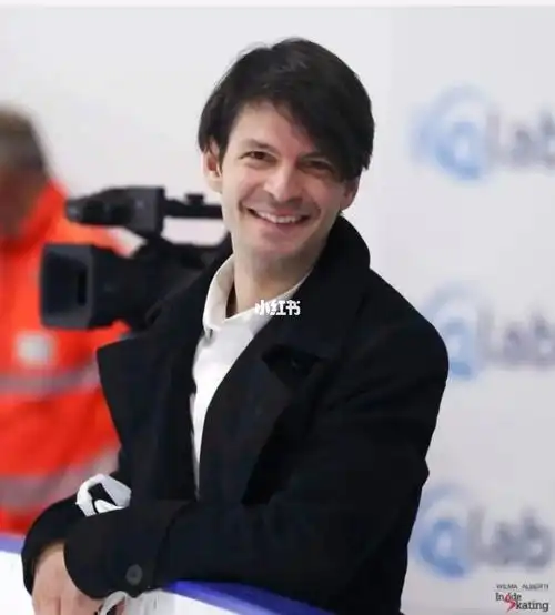 其实就想问问兰您究竟在哪儿呢#兰比尔  #花样滑冰