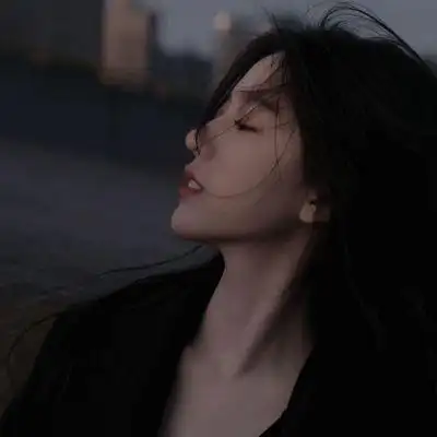 黑色控意境图片女生头像