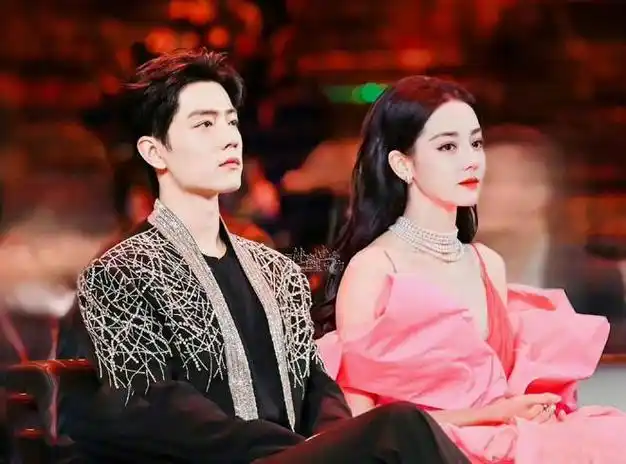 蹭热度网传肖战迪丽热巴主演风月不相关可热巴要进组玫瑰