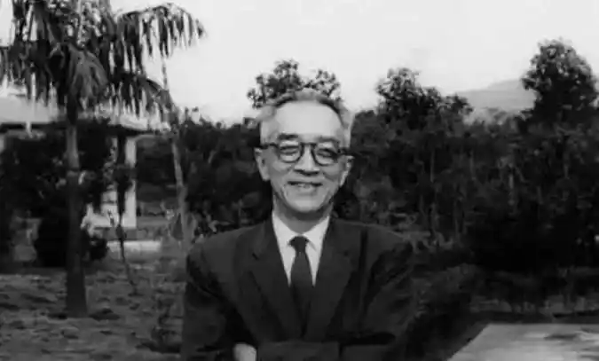 原创1962年一代文学大师胡适突发心脏病年仅72岁病逝台湾