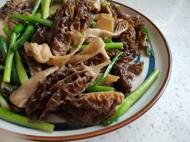 【清炒羊肚菌的做法步骤图,清炒羊肚菌怎么做好吃】格格吉祥__下厨房