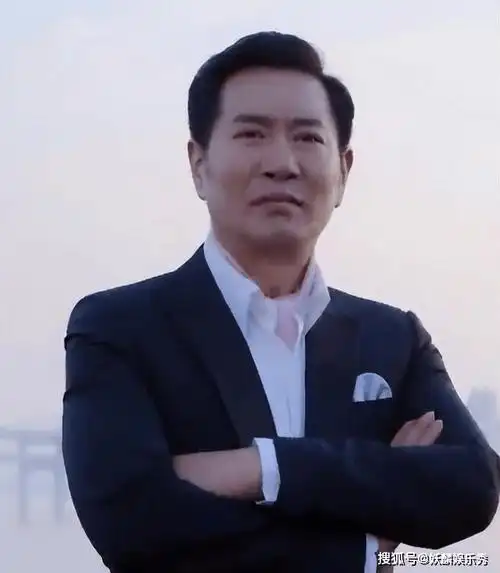 "坏人专业户"姚刚:一生无妻无子,五十多岁独自住在千万豪宅里!