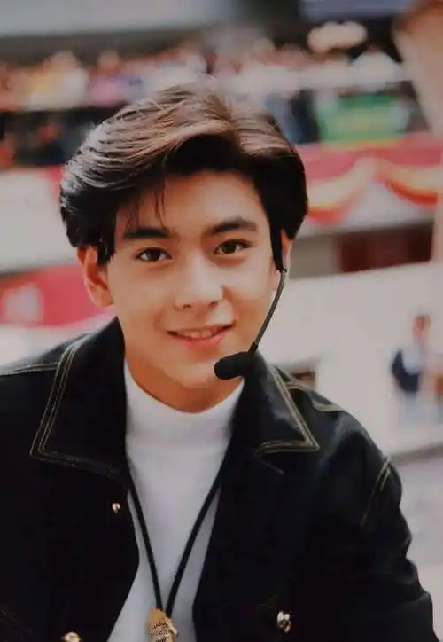 46岁的不老男神,林志颖出道28年分享美照,2个亮点是否注意到_容颜_阳