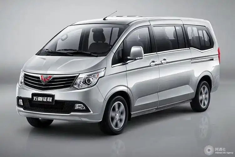 8l mt 豪华型 9座】五菱征程_1.8l mt 豪华型 9座图片-网通社汽车