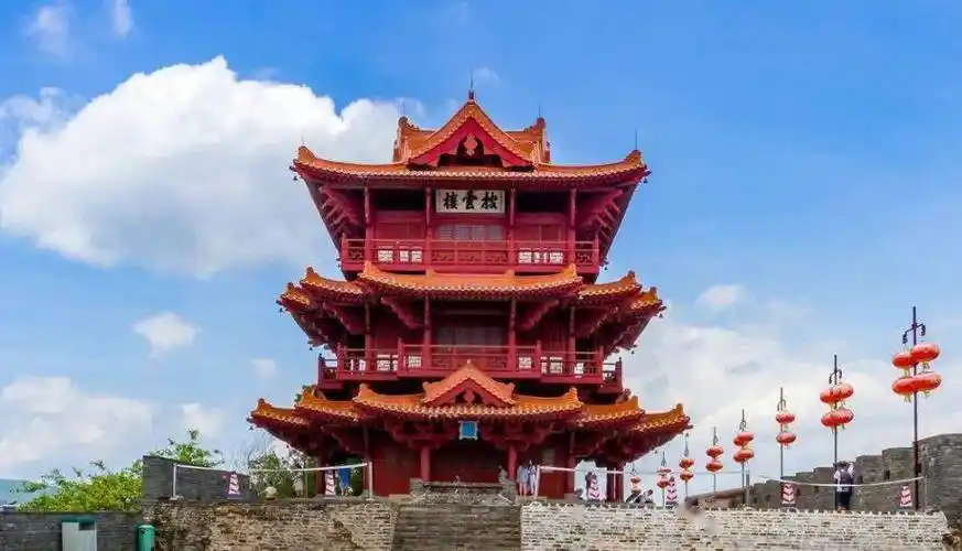 肇庆鼎湖山七星岩宋城墙纯玩两天