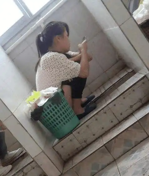 江西一职校黄馗毙３ひ伤仆蹬呐夼绮抟驯豢刂