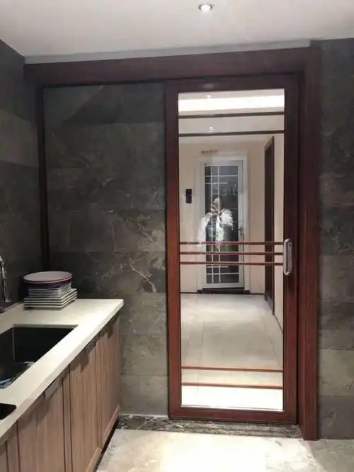 选好厨房门 生活才更有情调