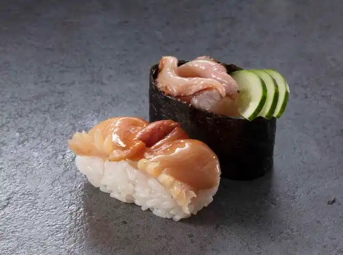 活赤贝寿司 ($46/2件)外层爽脆,内里鲜软细嫩