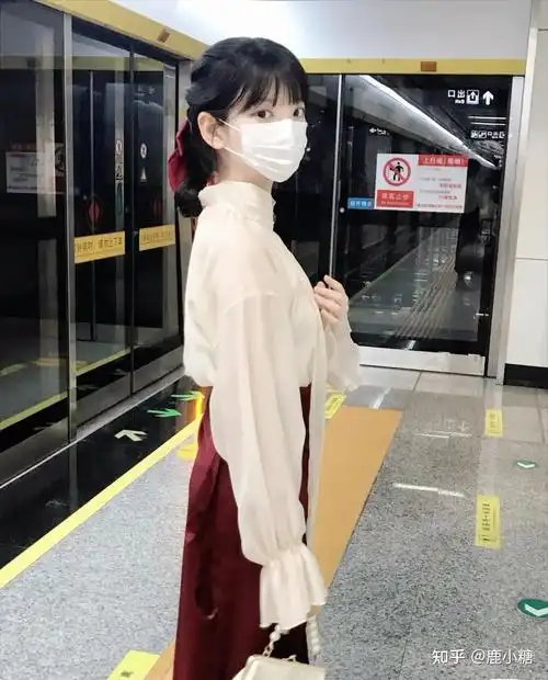 美女手机壁纸第72期戴口罩的美女
