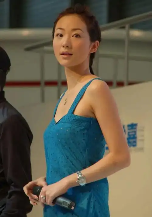 事实证明陈道明的话在41岁的韩雪身上体现得淋漓尽致