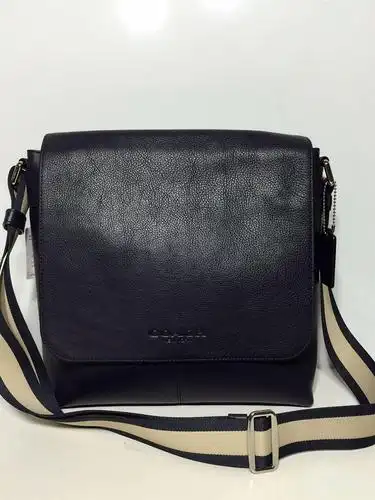 美国现货直邮 coach 男士经典款真皮斜挎包