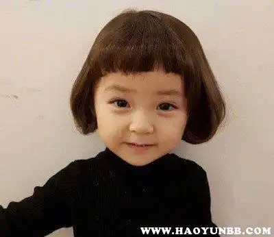 小女孩短发发型图片潮流儿童女孩子的短发发型图片大全