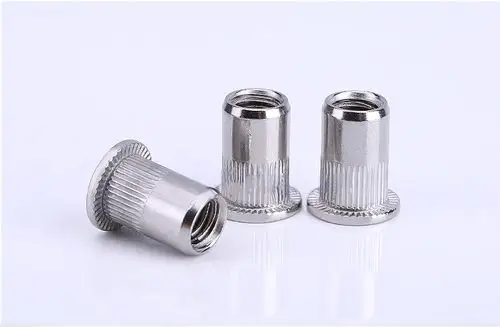 拉铆螺母瑕疵检测解决方案