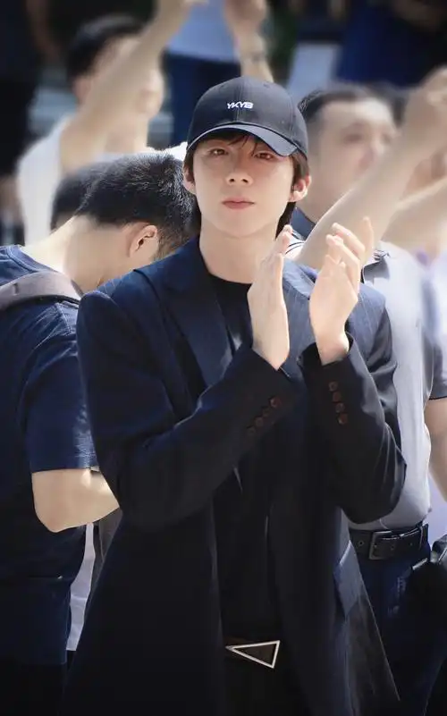 刘宇宁的腿到底有好长##刘宇宁到底有多高