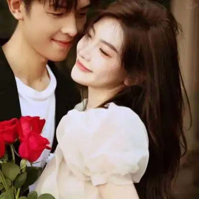 ins真人恩爱情头我不是什么英雄 只是爱你比较奋勇_情侣头像_我要个性