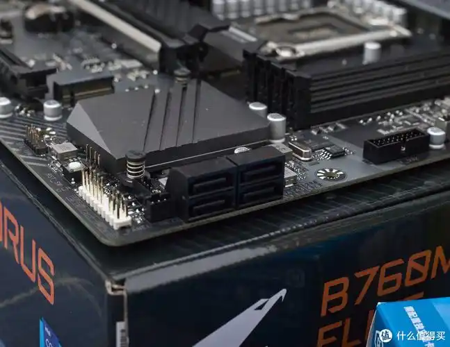 【老黄搞机篇一百七十六】技嘉小雕b760m aorus elite主板开箱评测