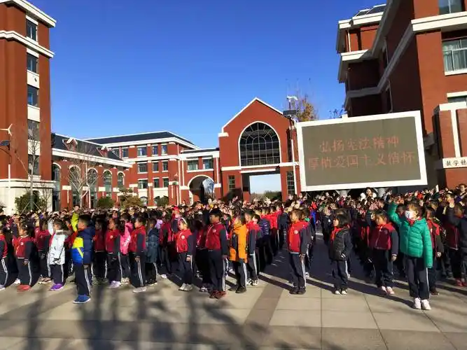 "弘扬宪法精神,厚植爱国主义情怀"——广饶县兴安小学开展"宪法精神"