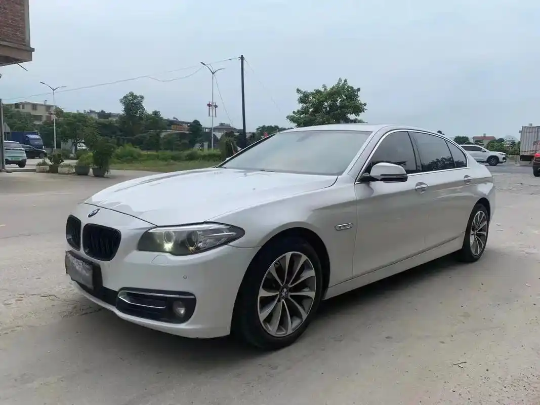 宝马525li豪华设计套装