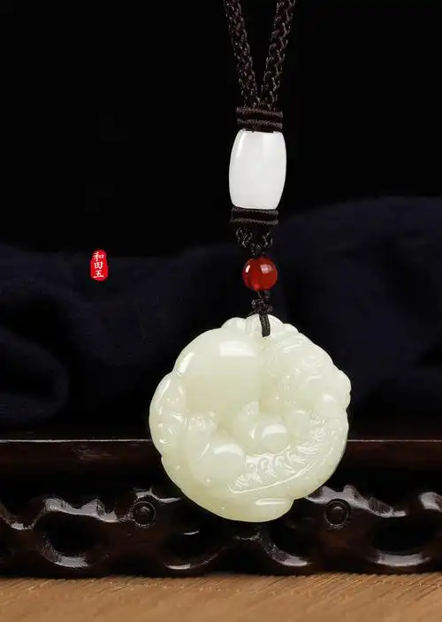 琅麦和田玉招财貔貅吊坠男士刻字项链女男款时来运转玉石皮丘玉坠和田