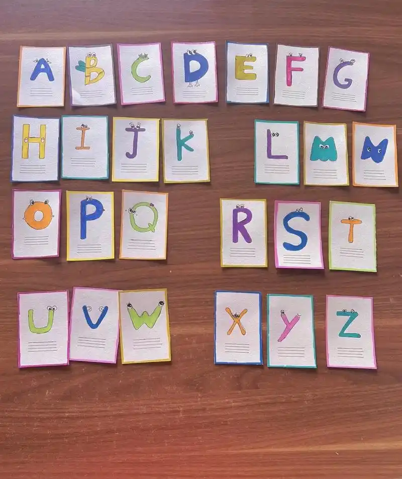 手绘  #手工diy #英文字母卡片制作  26张手绘英文 - 抖音