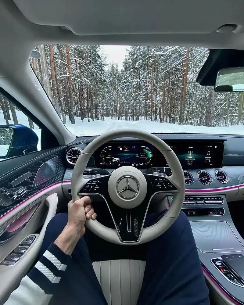 奔驰在内饰这一块还没有输过.#奔驰 #奔驰s级 #奔驰c级 - 抖音