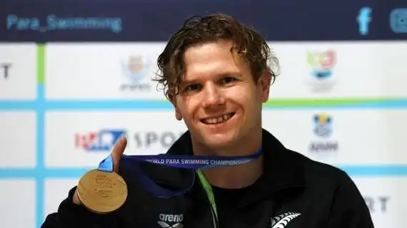 新西兰残疾人运动员卡梅隆·莱斯利获得劳伦斯世界体育奖提名_体育_亿