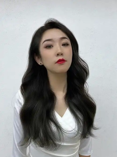 冷色系发色推荐