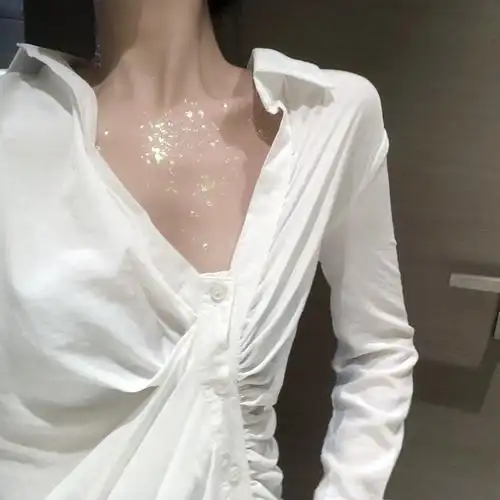 实拍 衬衣女2018新款ins超火的白衬衫长袖露锁骨上衣韩范