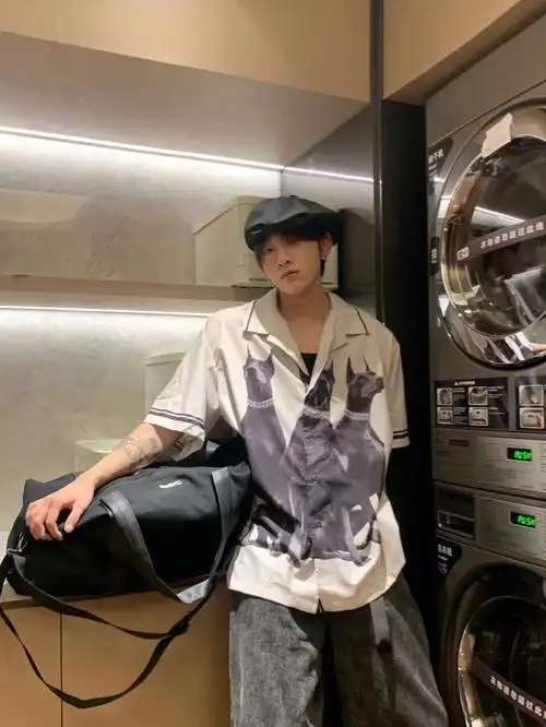 戴报童帽的男孩怎么能不爱呢