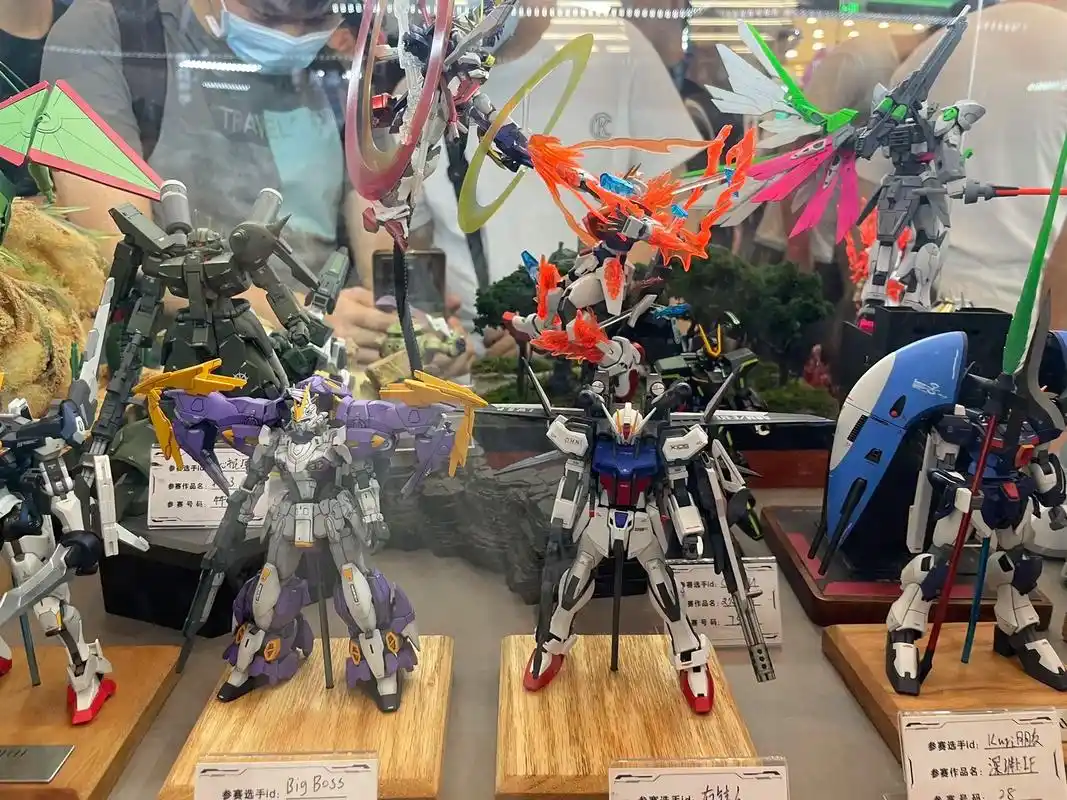 顺德海岸plus #高达模型 #高达  冇人问 - 抖音