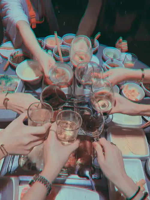 姐妹们的聚会好嗨皮……_聚会_海底捞怎么样_朋友聚餐_火锅_和朋友