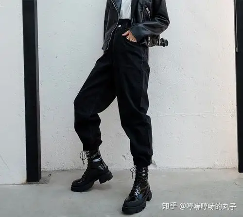 有哪些配运动裤好看的马丁靴