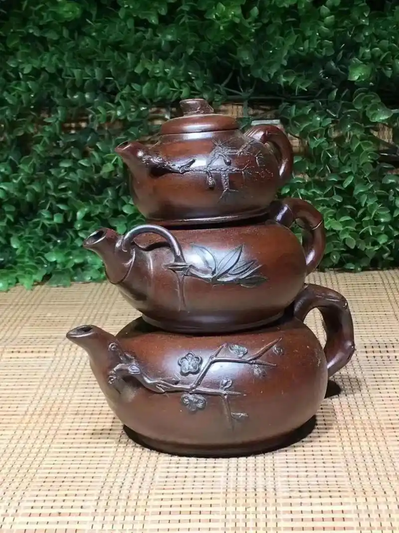 松竹梅三层紫砂壶,松竹梅紫砂壶是中国传统文化中高尚人格的象征 - 抖