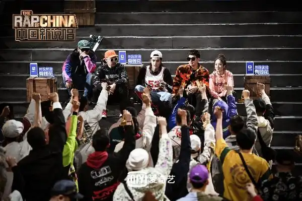 《庆功酒》成毕业季主打歌 《中国新说唱》2019引爆高校