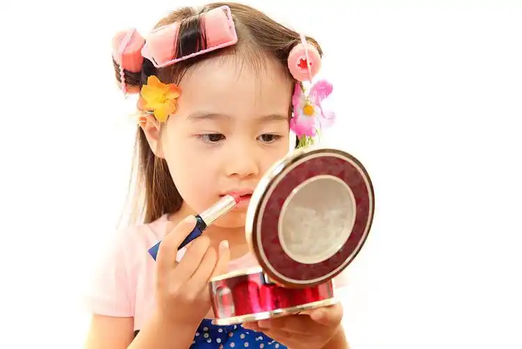 小女孩_化妆_高清图片_全景视觉