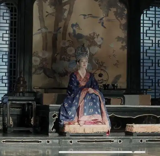 袆衣愿在衣而为领承华首之余芳禅衣汉裳