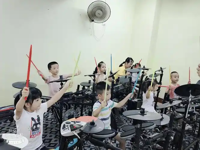 春之韵音乐培训(乐斯-全国连锁机构)我学习,我快乐!