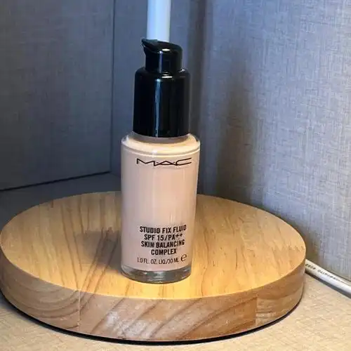 mac粉底液适合混油皮