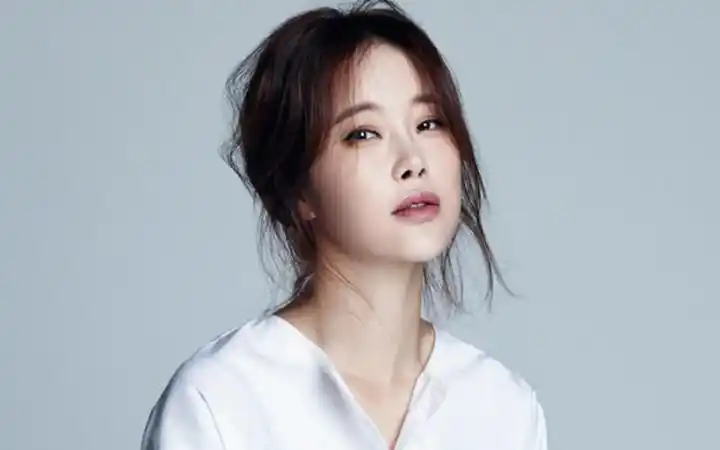 白智英-acacia_哔哩哔哩 (゜-゜)つロ 干杯~-bilibili