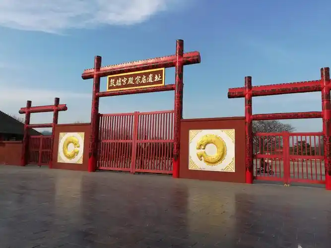 在这片宫殿遗址区内,曾经发生过多人鲜为人知的故事.