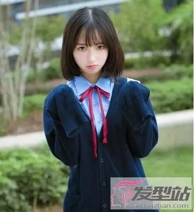 初中女学生短发发型 清新活泼晋升班花校花_发型站_最新流行发型设计