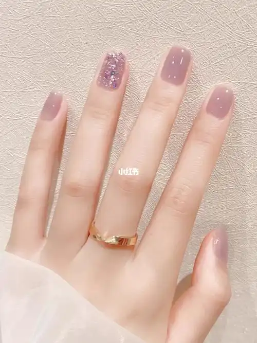 这款是今夏流行显白颜色