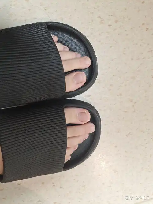 脚二拇指较长的女孩为什么一般都是美女? - 知乎