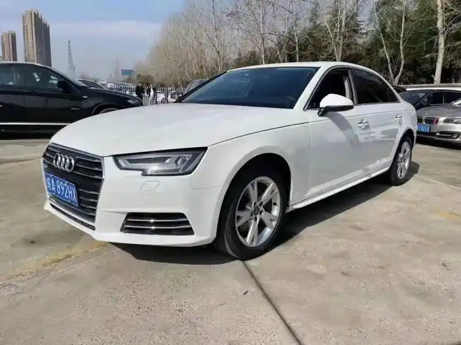 18款奥迪a4l 2.0t,实表5万多公里,车况前嘴一套精修复,一口价17.