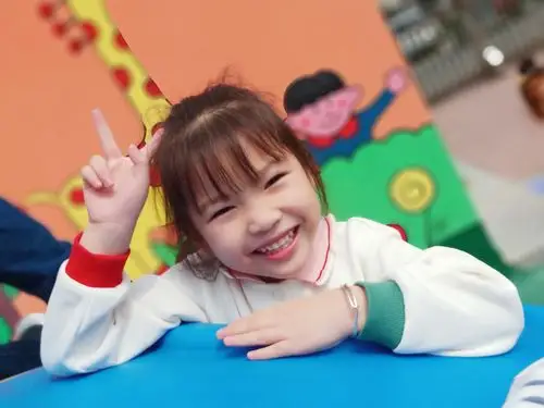 新世纪幼儿园大二班宝贝分享第四周