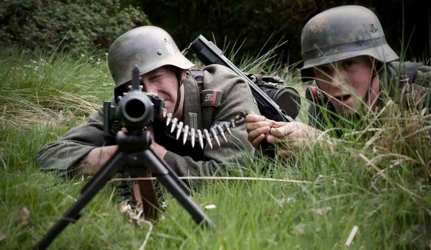 在二战时,为什么德军很少有诈降的事情呢?可不是骑士精神在作怪