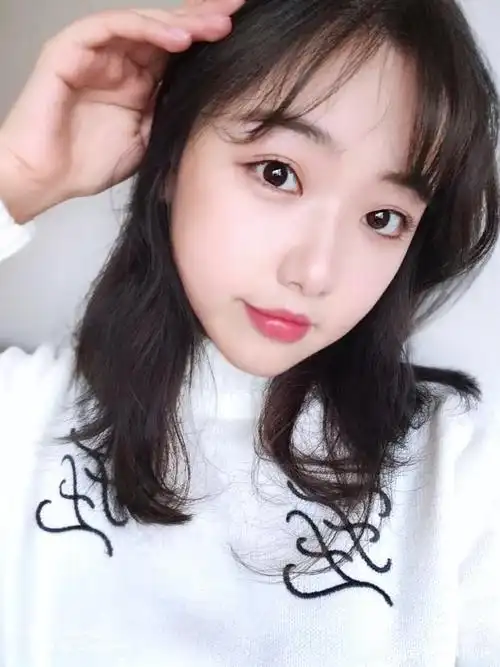 时尚圈都在安利的春节必备自拍神器 朋友圈美照大赏就靠它啦