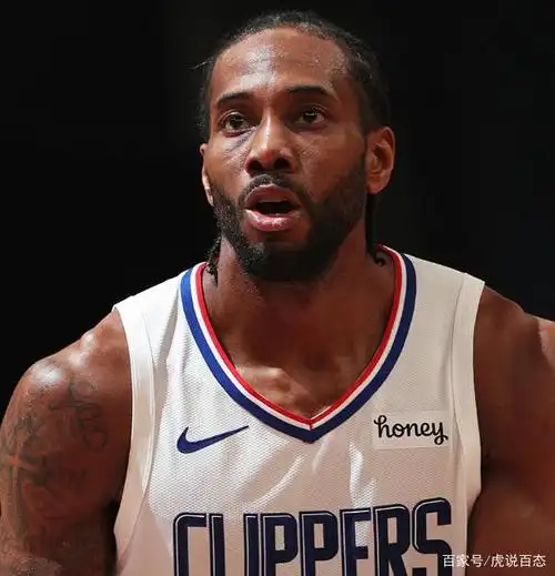 伦纳德和保罗乔治砍下41分难救主,字母哥大发神威拿到36分胜快船