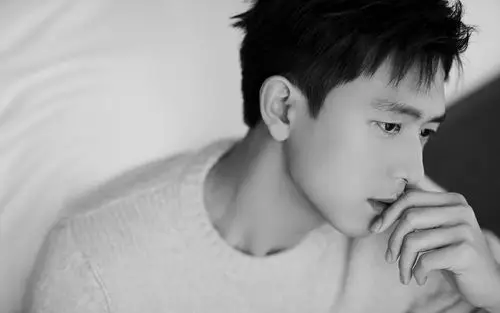 李现黑白帅气图片高清电脑壁纸,大陆明星,帅气,帅哥,写真,李现,演员